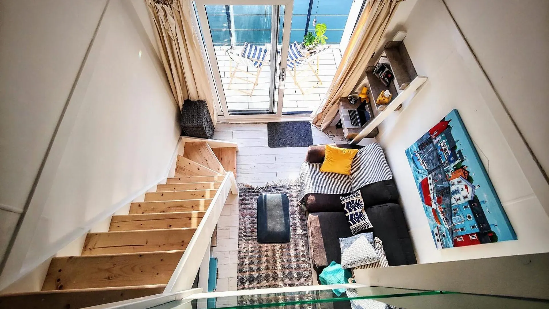 Tiny Float Home Brighton