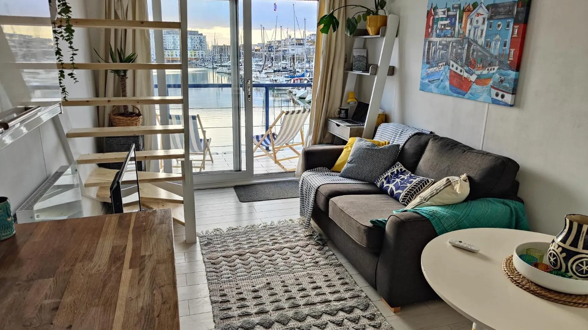 Tiny Float Home Brighton